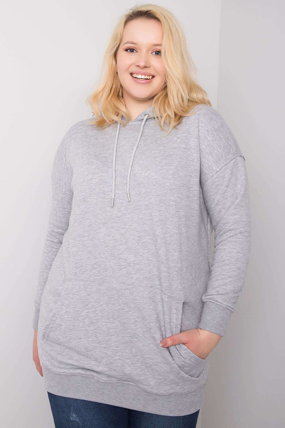 Sweatshirt model 161500